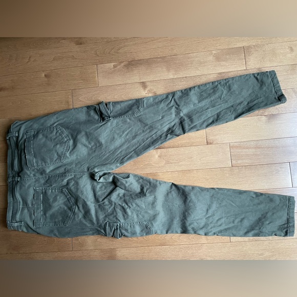 Gap Skinny Cargo - Picture 2 of 3